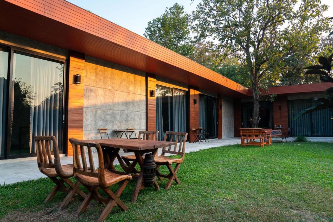 Hotel Bhupimarn Garden House Chom Thong Exterior foto