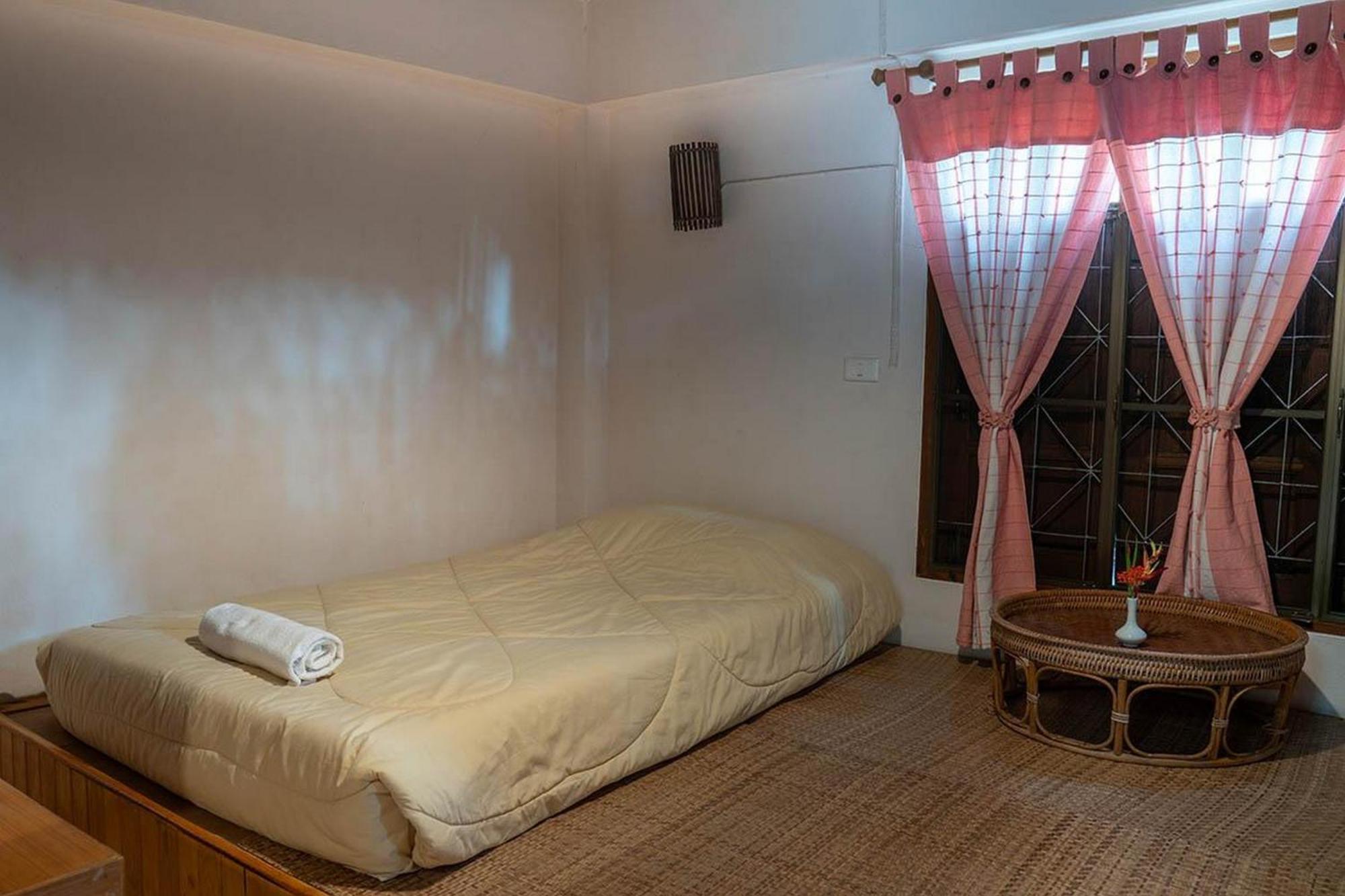 Hotel Bhupimarn Garden House Chom Thong Exterior foto