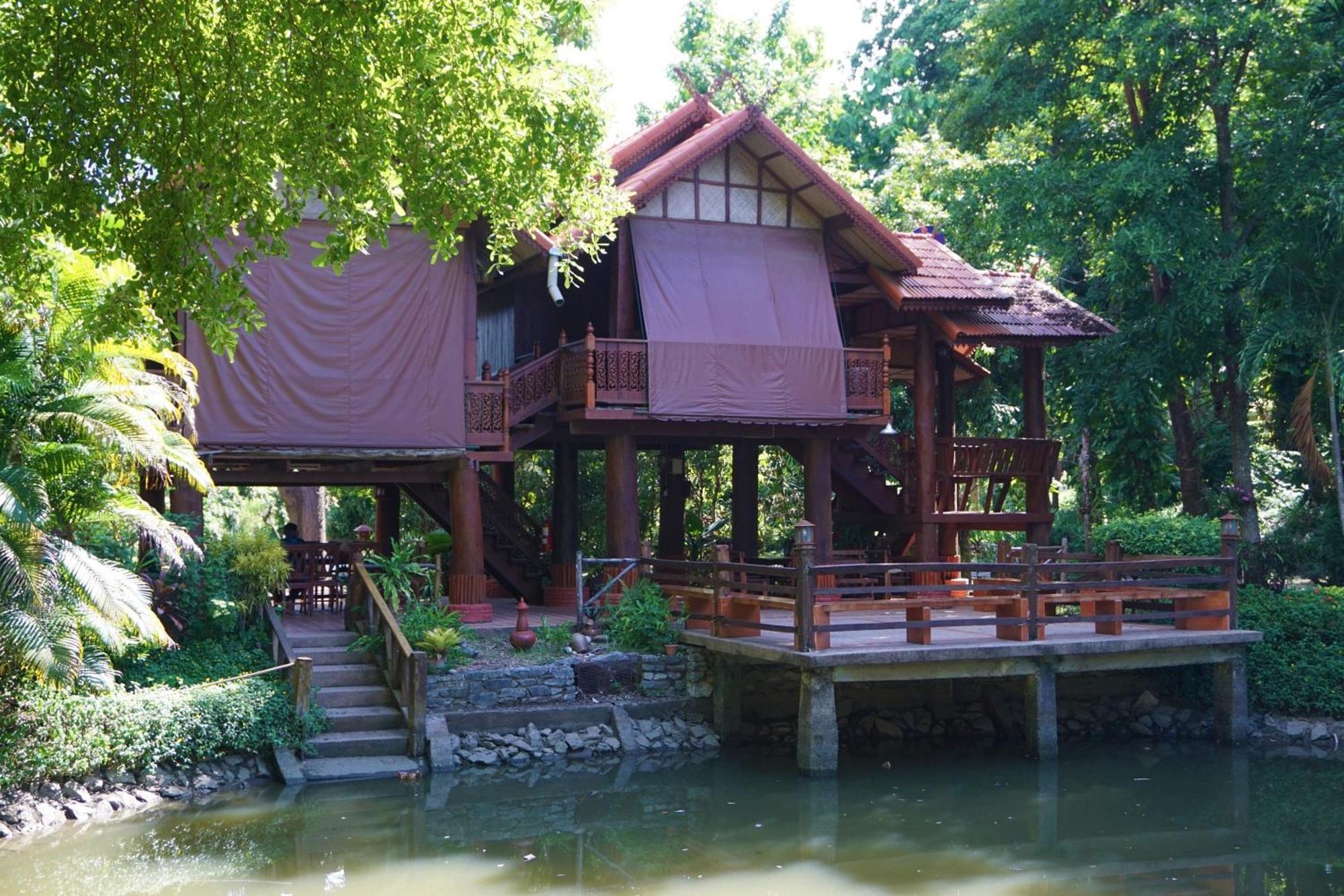 Hotel Bhupimarn Garden House Chom Thong Exterior foto